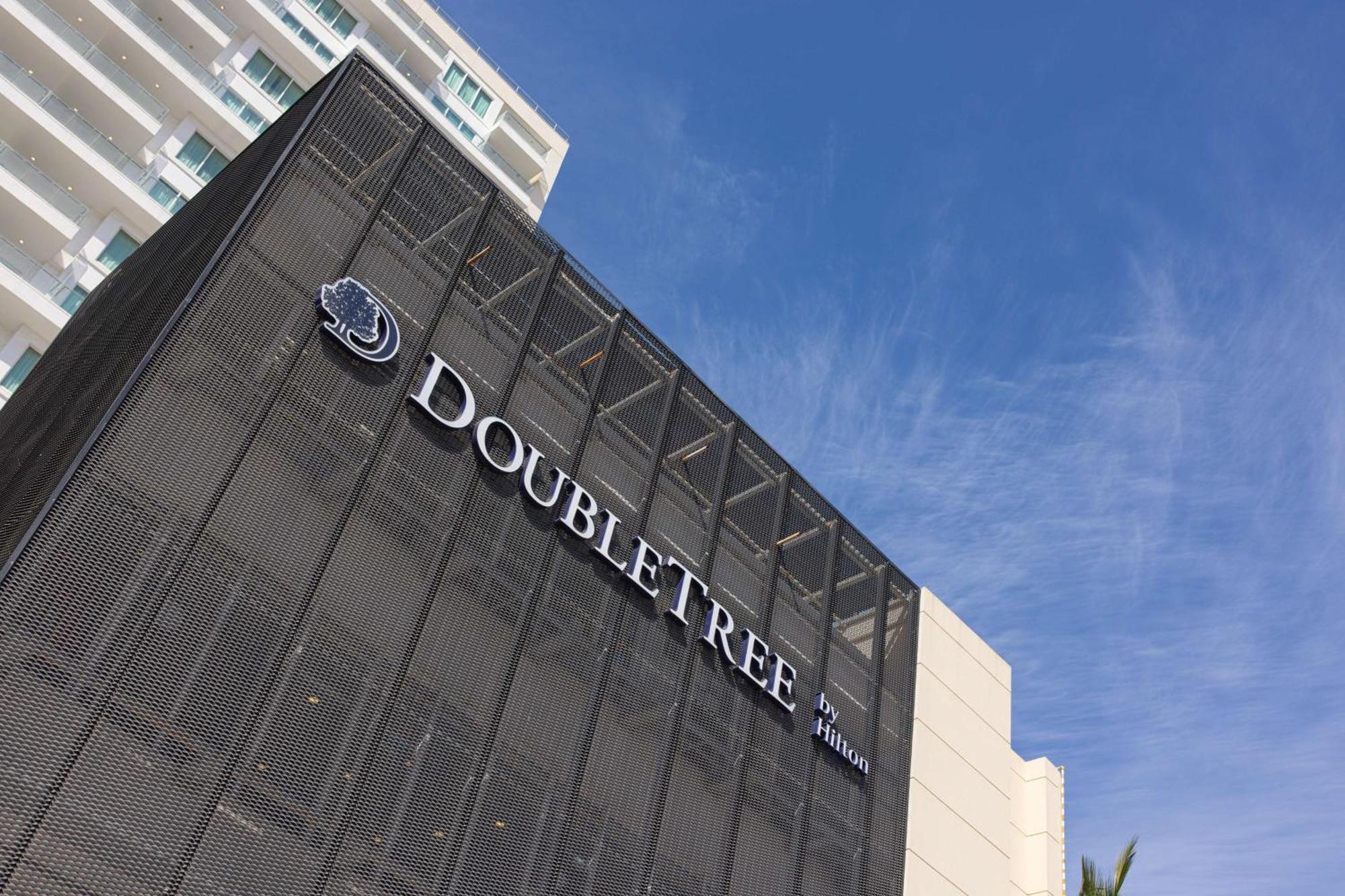 Doubletree By Hilton Mazatlan, Sin Hotel Exterior foto